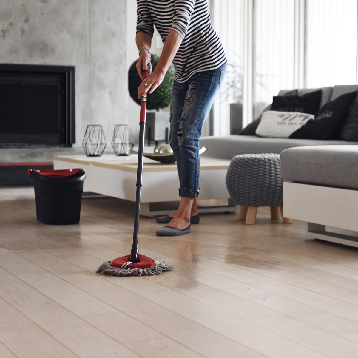 How to mop a floor