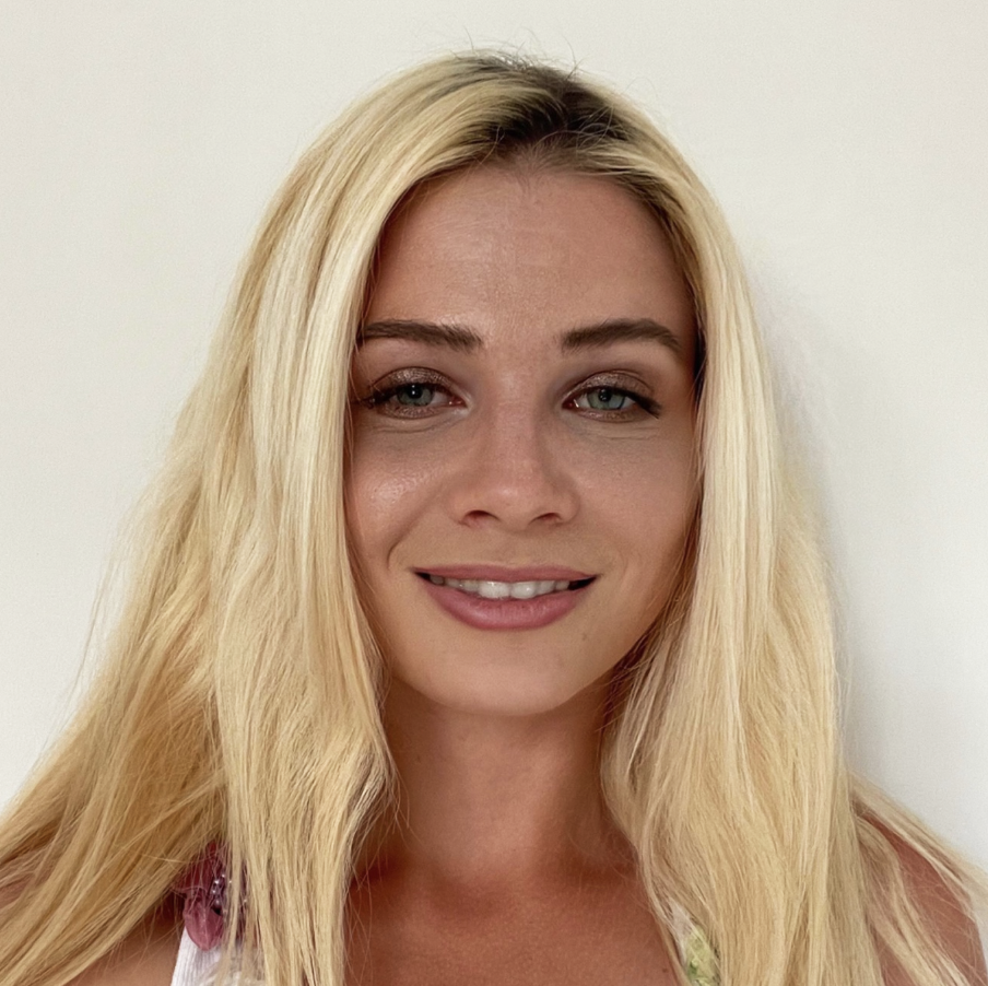 Housekeeper of the Week: Julia