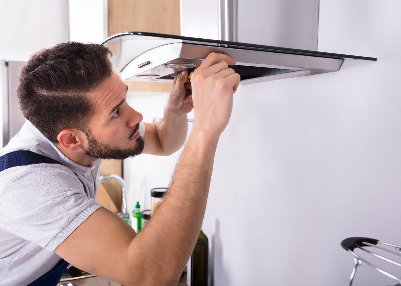 Cooker hood & extractor fan installation