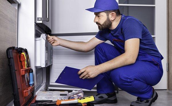 Fridge freezer repair service